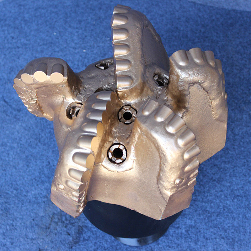 7 1/2 (190.5mm) 4 1/2API 연결 PDC 굴착 비트 굴착 효율을 풀어