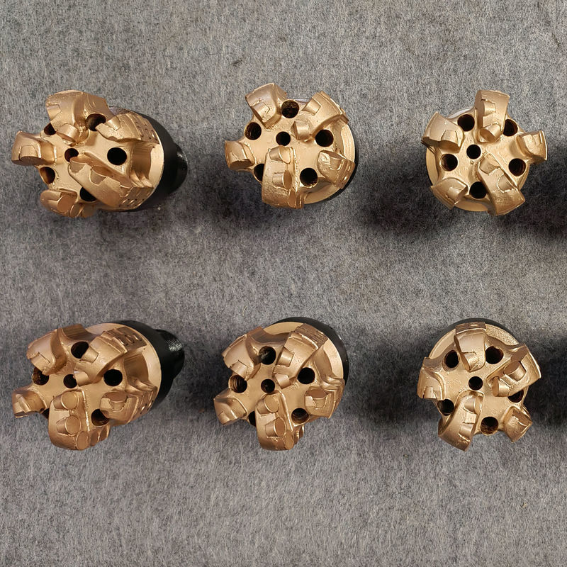 노즐 물 우물 고정 절단기와 PDC 절단기를 가진 PDC 비트 효율적인 파리 작업을 위해