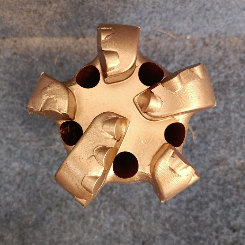 물 우물 PDC 비트 고정 컷어 및 API Reg 연결 뚫기용 철강 체조 가이드 구조