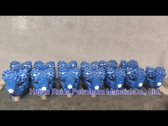 16개의 강철 이빨